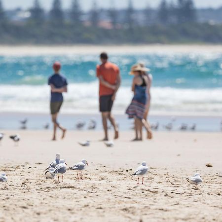 Beach House On Pearl - Kingscliff Central Екстериор снимка